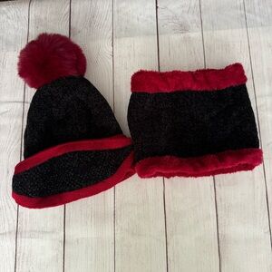 Winter Hat Neck Warmer Mask Set Red Black Very Warm Women’s NEW. Z20 017